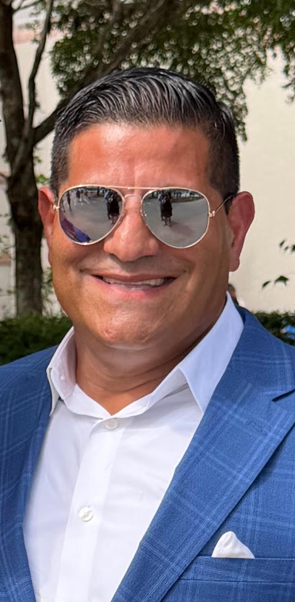 Myrlton Lopez, Experience Real Estate Group
