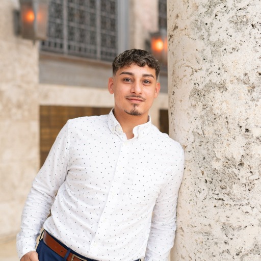 Alexandre Gutierrez, Experience Real Estate Group