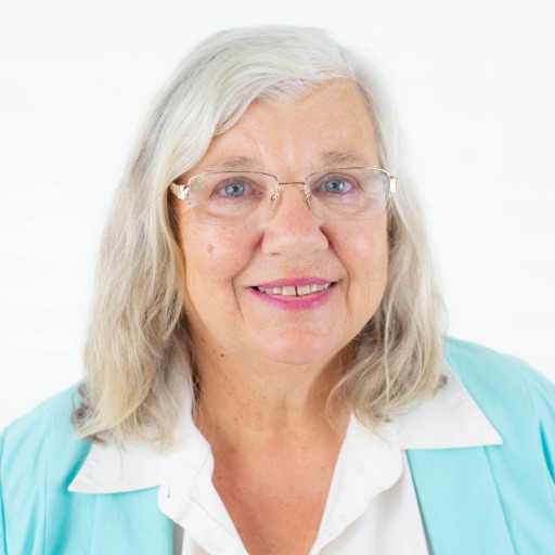 Lois Lemke, Experience Real Estate Group